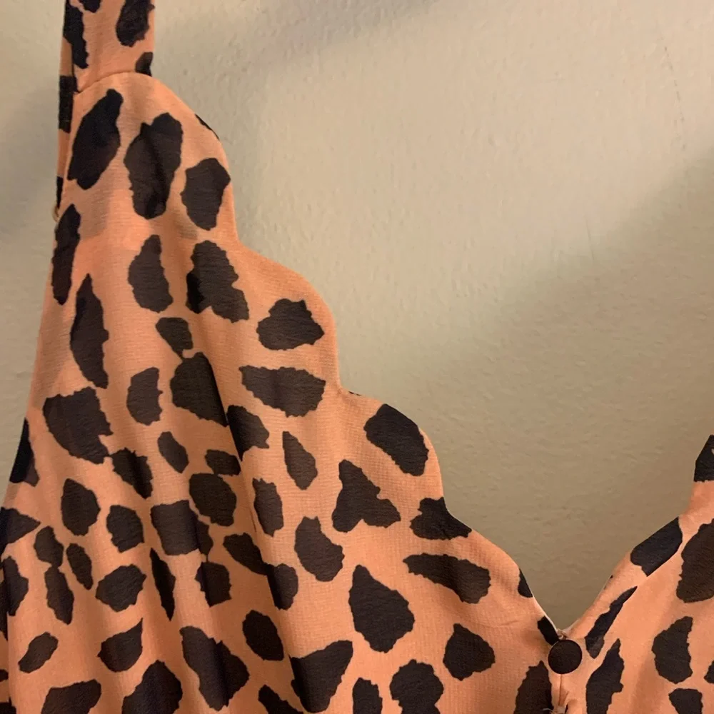 Blush leopard tiered maxi dress - Picture 3 of 7